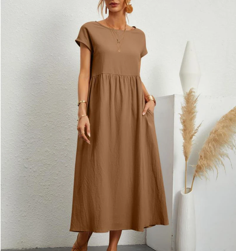 Vestido de Manga Curta com Decote em O Spark